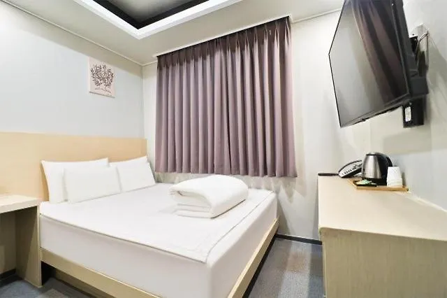 Motel Saint Nine *